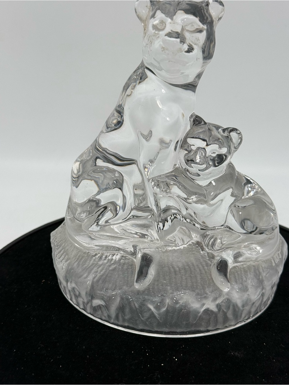Vintage RCR Royal Crystal Rock Lioness & Cub Figurine